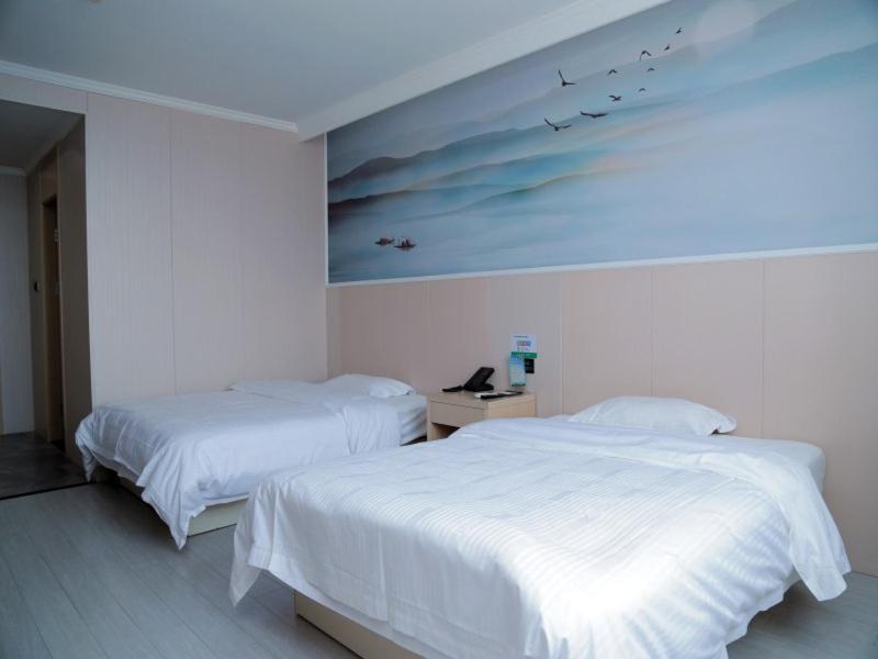 Greentree Inn Jiangsu Yangzhou West Passenger Station Baixiang Road Express Hotel Exteriör bild